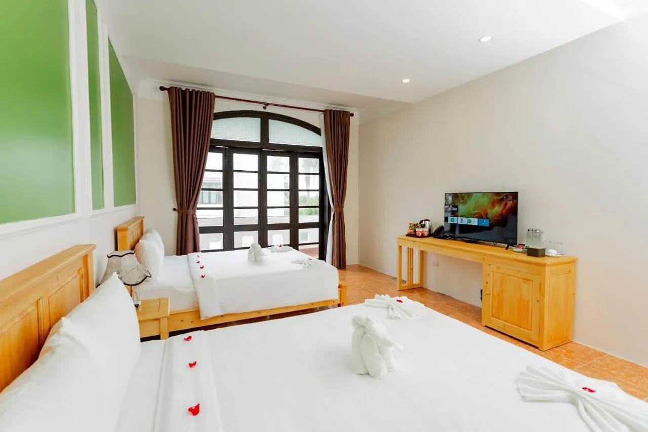 Sea And Sand Hotel Hội An 3*,