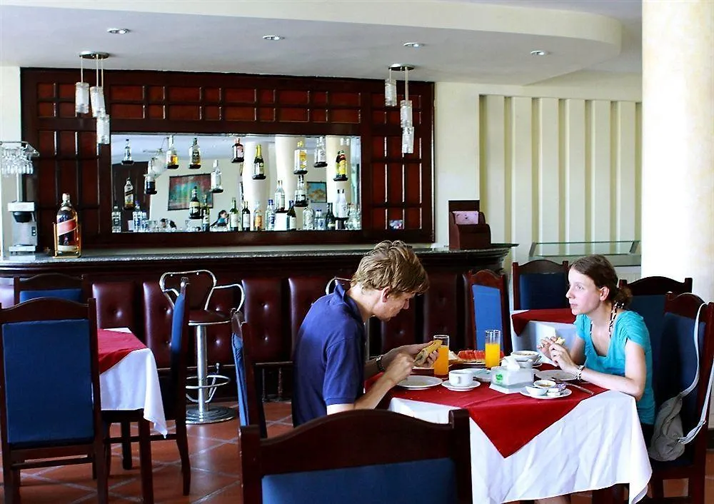 Sea And Sand Hotel Hội An